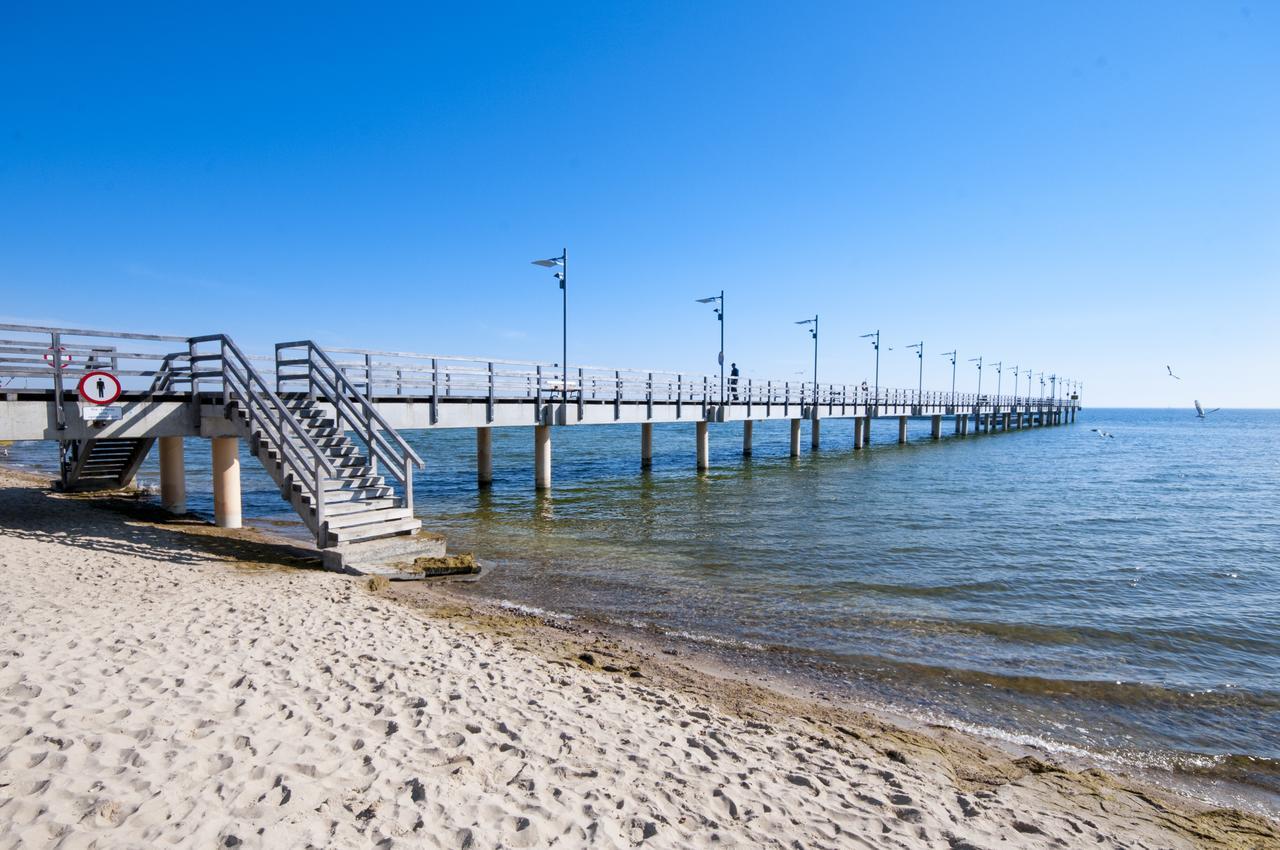 Готель Przystan Mechelinki- Marina Del Mar Екстер'єр фото